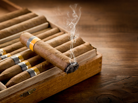 How Retailers Can Choose the Right Cigar Distributor: A Complete Guide